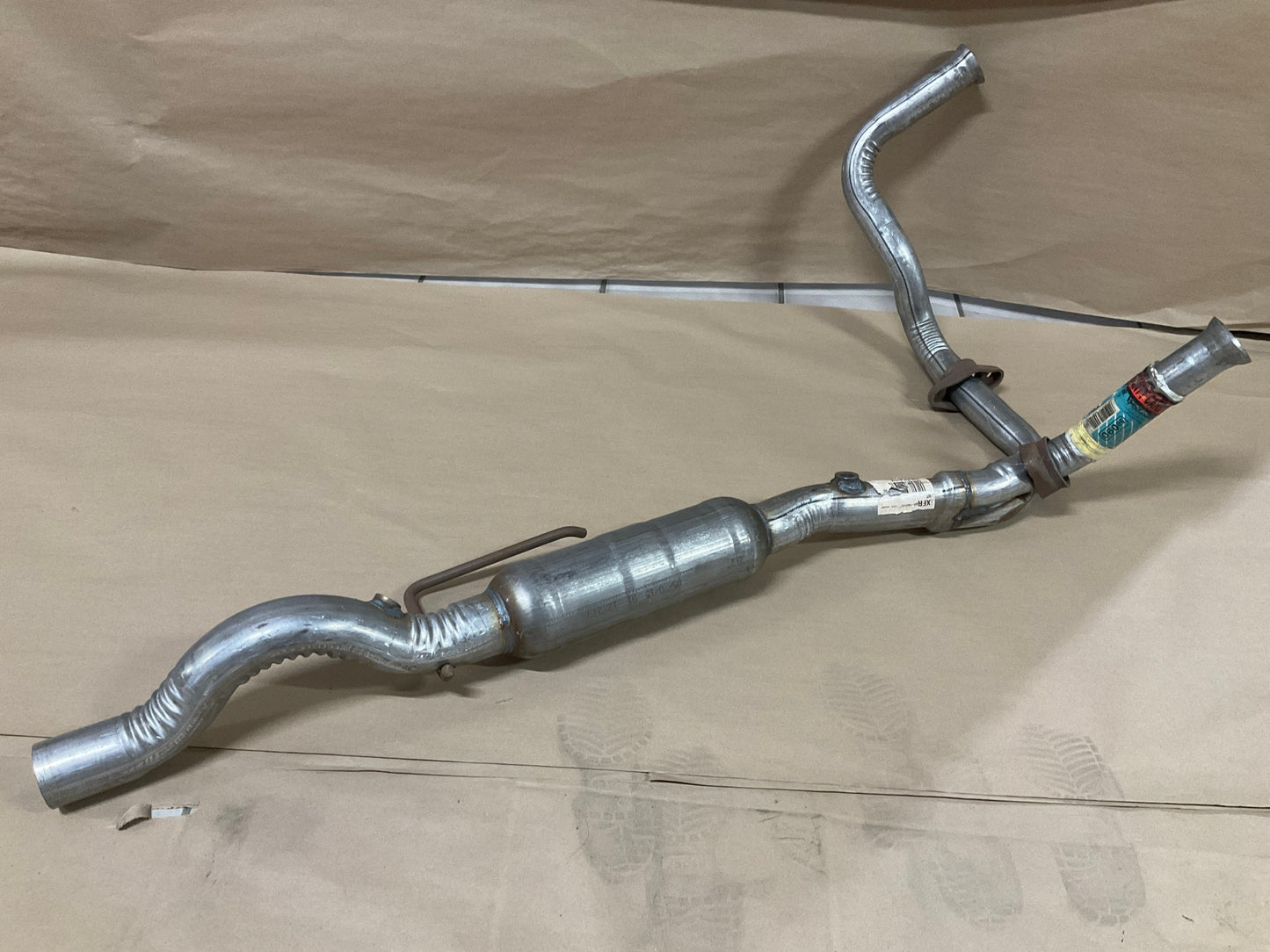 Walker 56090 Catalytic Converter For 2000-2003 Dodge Dakota 4.7L (FEDERAL)