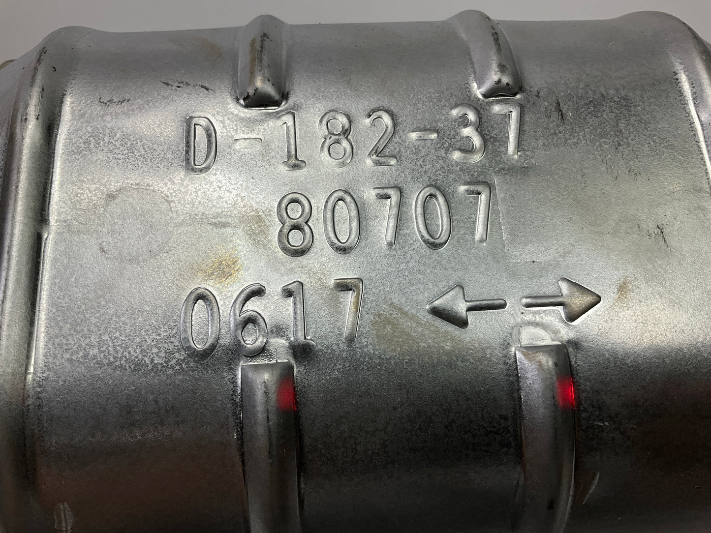 Walker 80707 Universal CALI Catalytic Converter D-182-37, 2-1/4'' In & Out