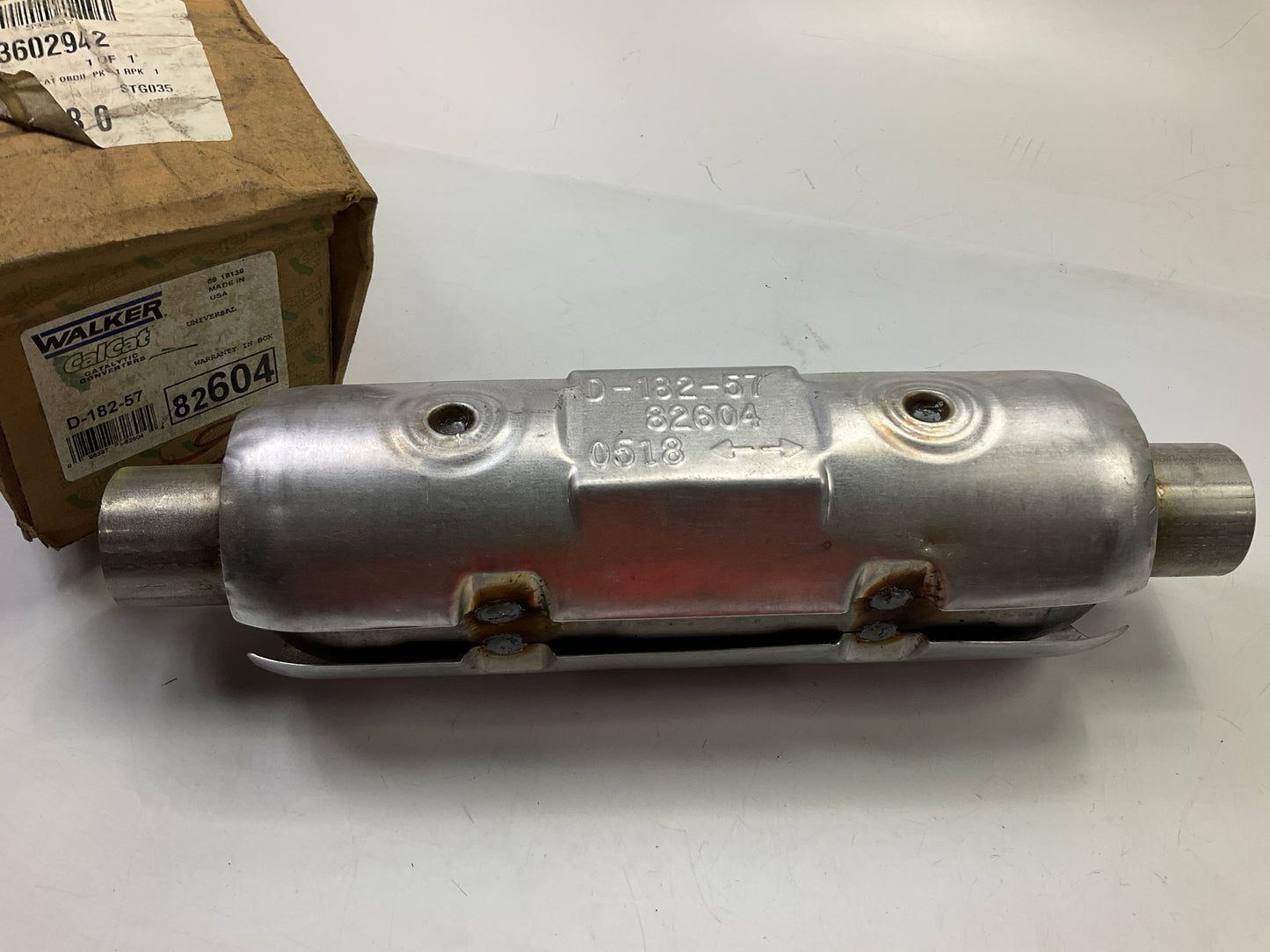 Walker 82604 CalCat Universal Catalytic Converter, 2'' Inlet/Outlet - CARB