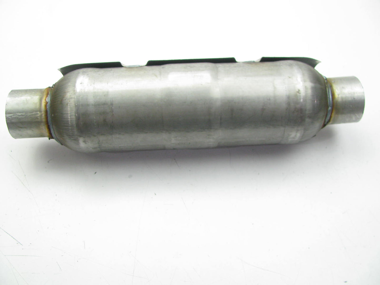 Walker 93257 UNIVERSAL 2-1/4'' Catalytic Converter, 17.5'' Long, 2.25'' Inlet & Out
