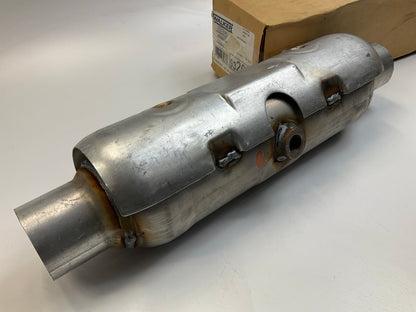 Walker 93267 UNIVERSAL Catalytic Converter - 2-1/4'' ID, 17-1/2'' Overall Length