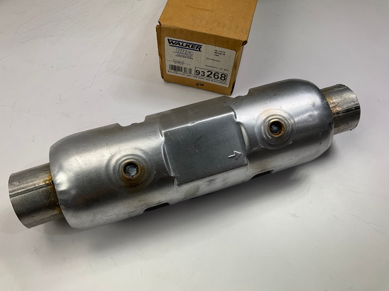 Walker 93268 Universal EPA Compliant Catalytic Converter 2.50'' Inlet/Outlet