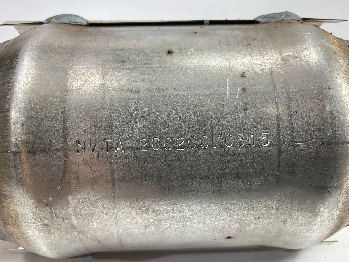 Walker 93270 Universal Catalytic Converter 2.00'' ID / OD