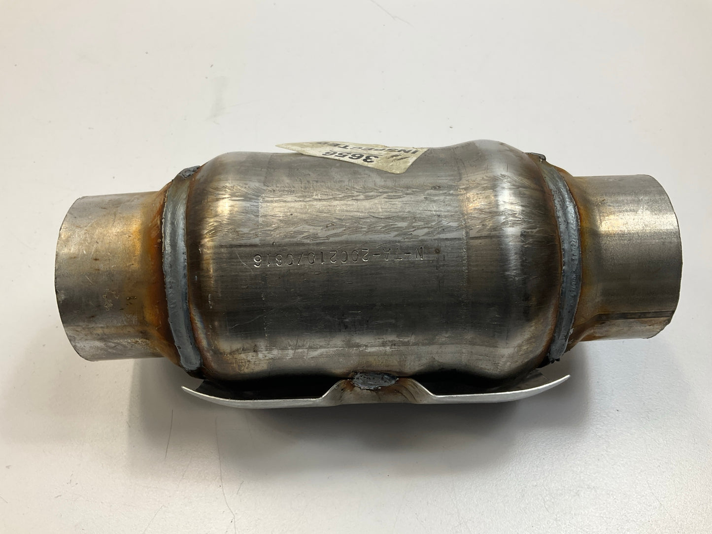 Walker 93271 Front Universal Catalytic Converter 2.25'' ID/ OD