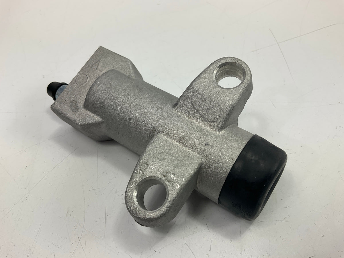 WBR 30620-B5010 Clutch Slave Cylinder