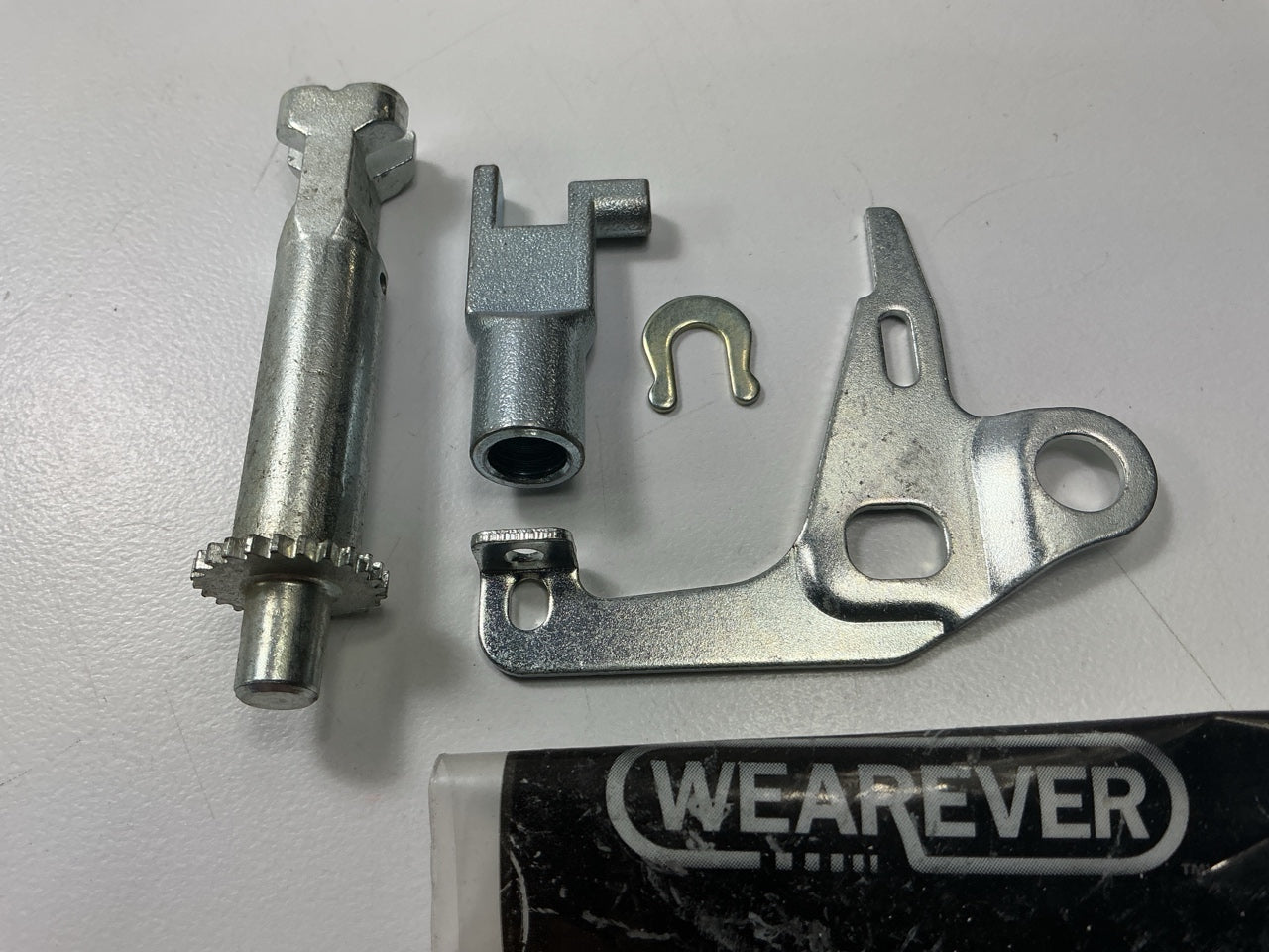 Wearever 12554 Rear Left Drum Brake Self-Adjuster Repair Kit