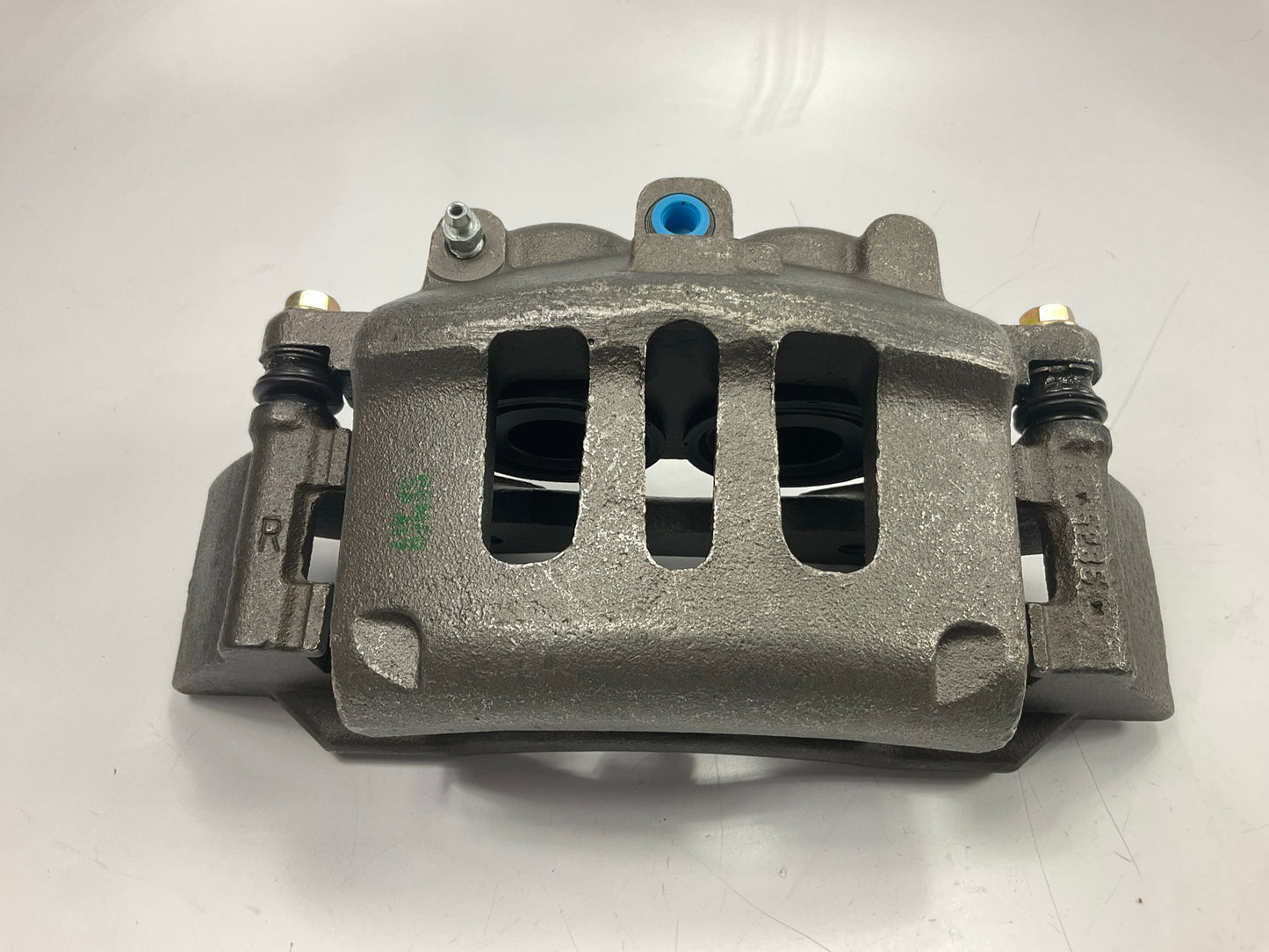 Wearever 18-B4901 Front Right Passenger Side Brake Caliper 2004-08 Pacifica