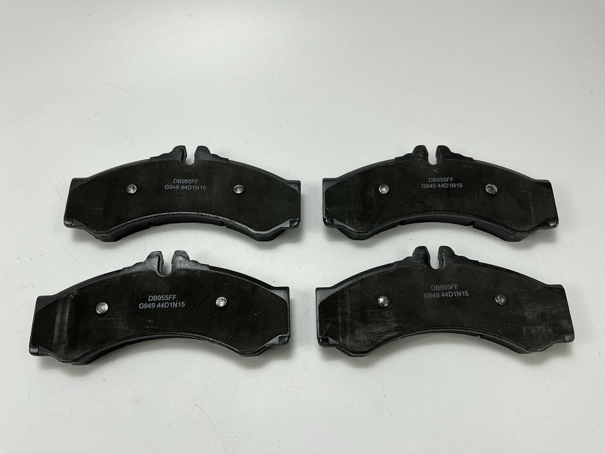 Wearever GMKD949 Front / Rear Semi-Metallic Disc Brake Pads