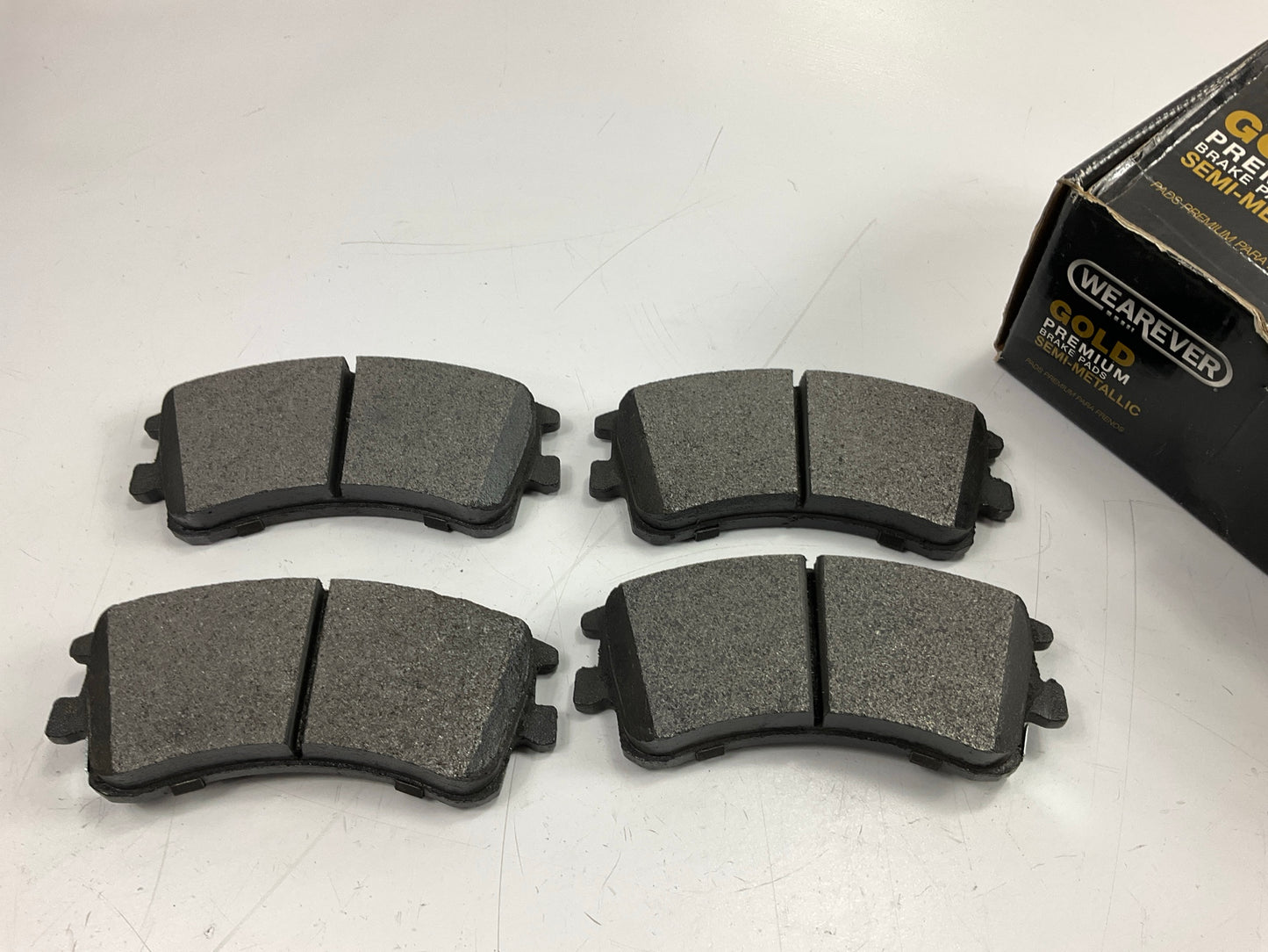 Wearever GMKD957 Front Brake Pads For 2003-2005 Mazda 6 - MISSING HARDWARE