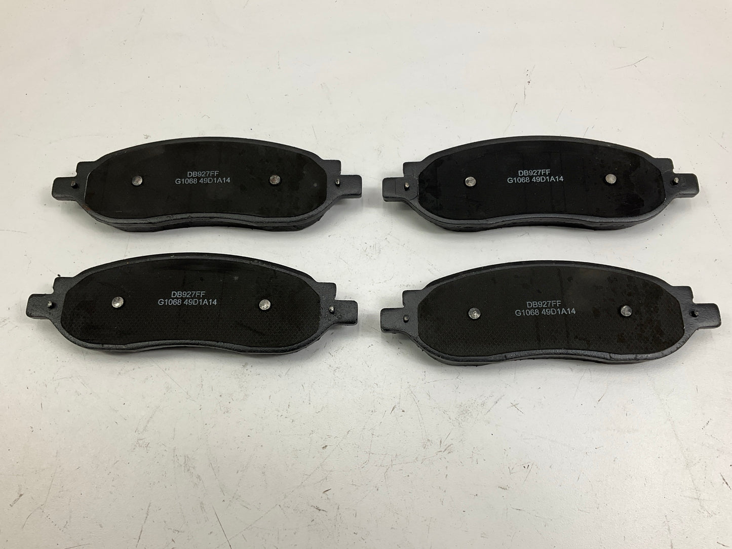 Wearever GNAD1068 Rear Disc Ceramic Brake Pads