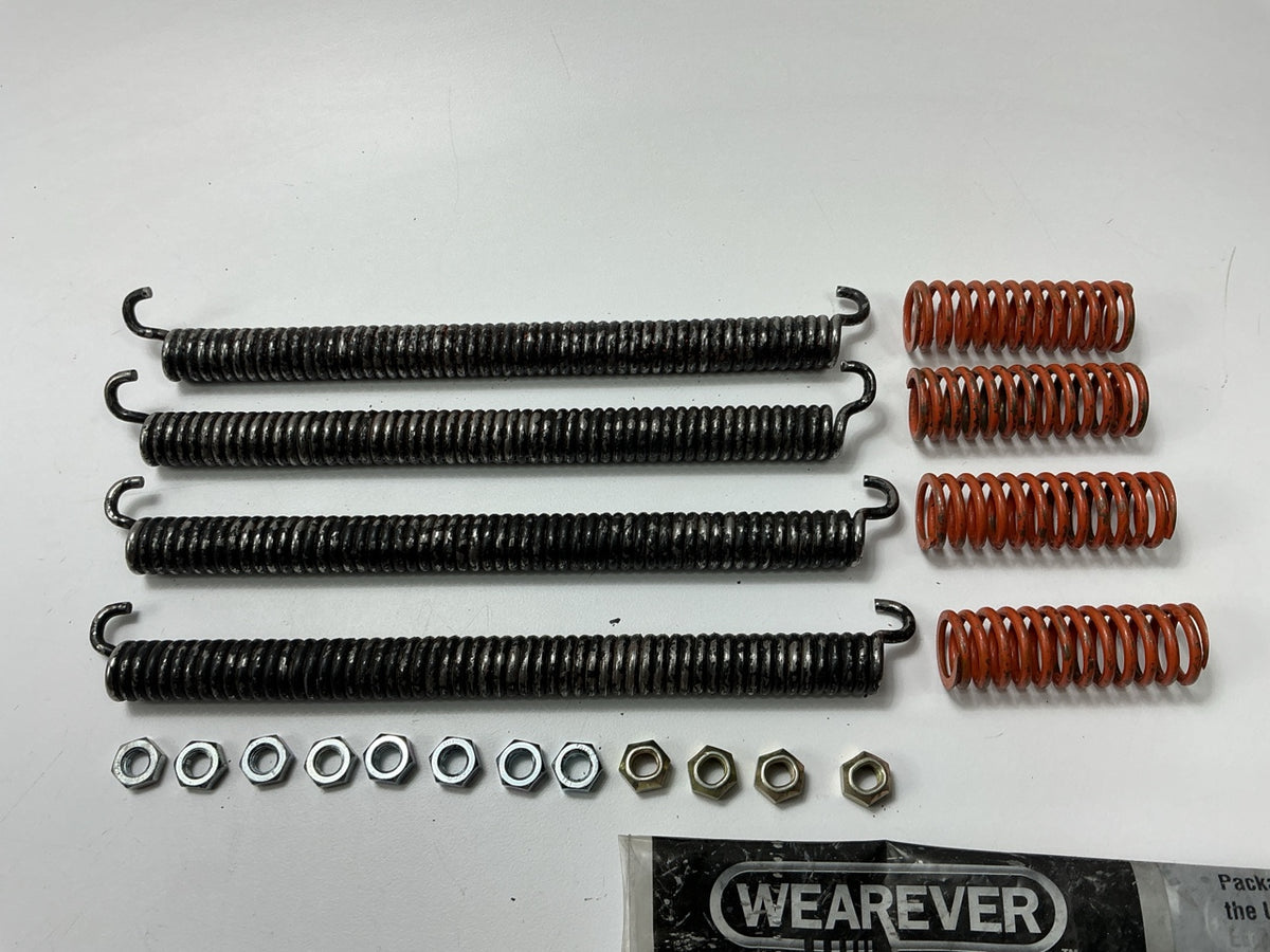 Wearever H9243 Front Drum Brake Hardware For 1980-1984 Iveco Z340T