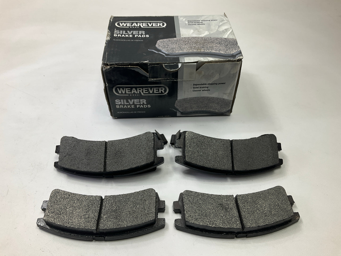 Wearever MKD401 Rear Semi-Metallic Disc Brake Pads