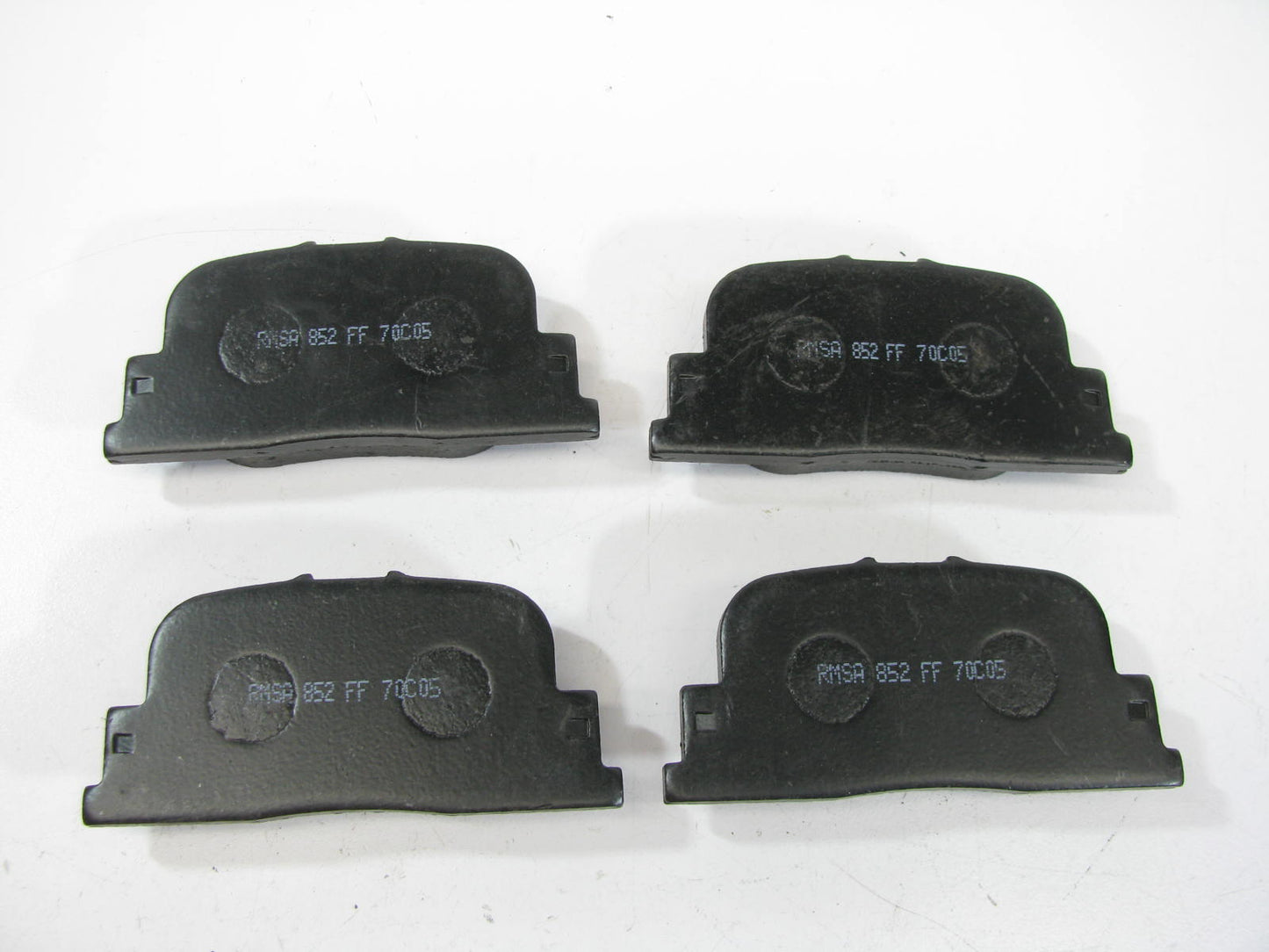 Wearever NAD835 Front Disc Brake Pad Set - Organic