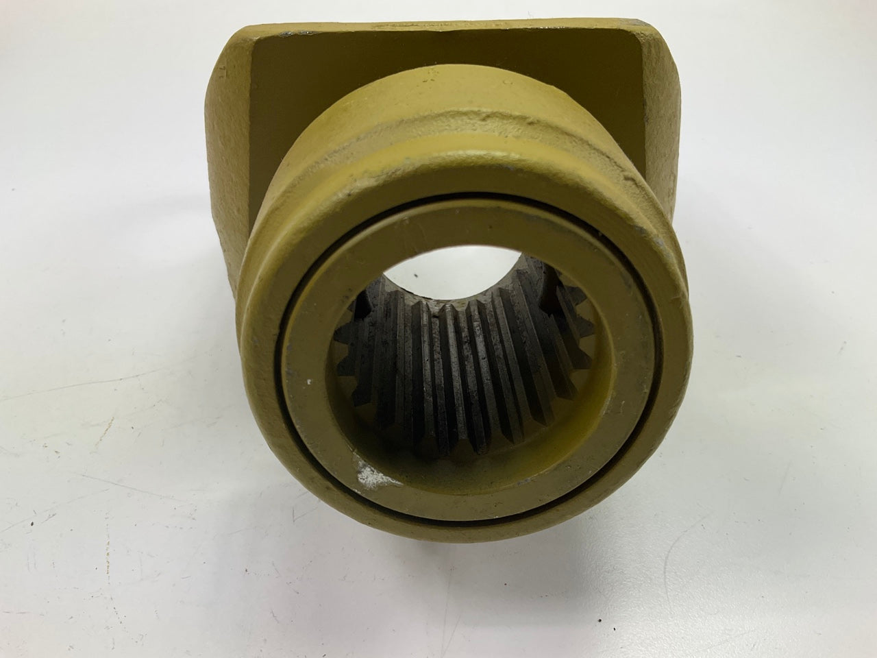 Weasler 101-6920 9 Series Tractor Safety Slide Lock Yoke, 1-3/4'' X 20 Spline