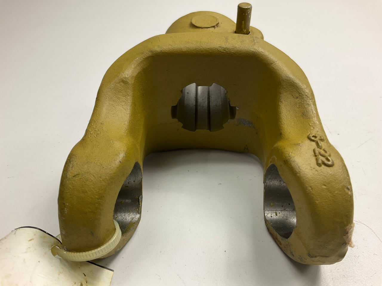 Weasler 102-8606 Tractor Quick Disconnect Yoke, 1-3/8'' 6 Spline, 220/720 Series