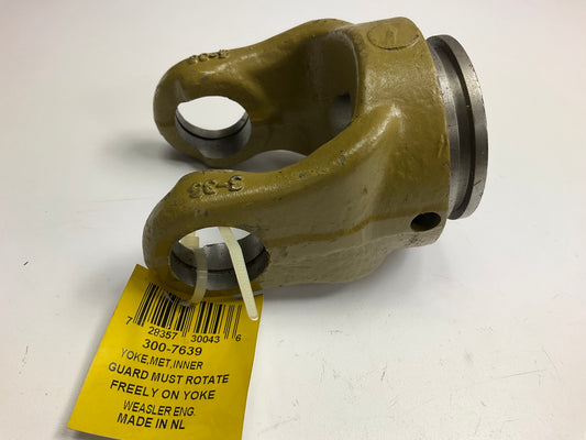 Weasler 300-7639 1-17/32'' (39 MM) Lemon Shaped Inner Profile Yoke 2400 Series