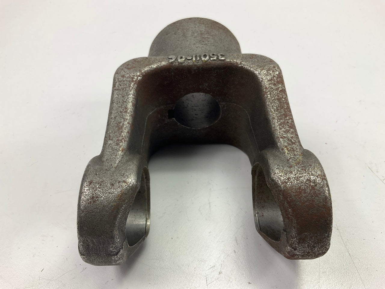 Weasler Eng 800-3516 PTO Implement Yoke, 35 Series, 1'' Round Bore X 4.19'' Long