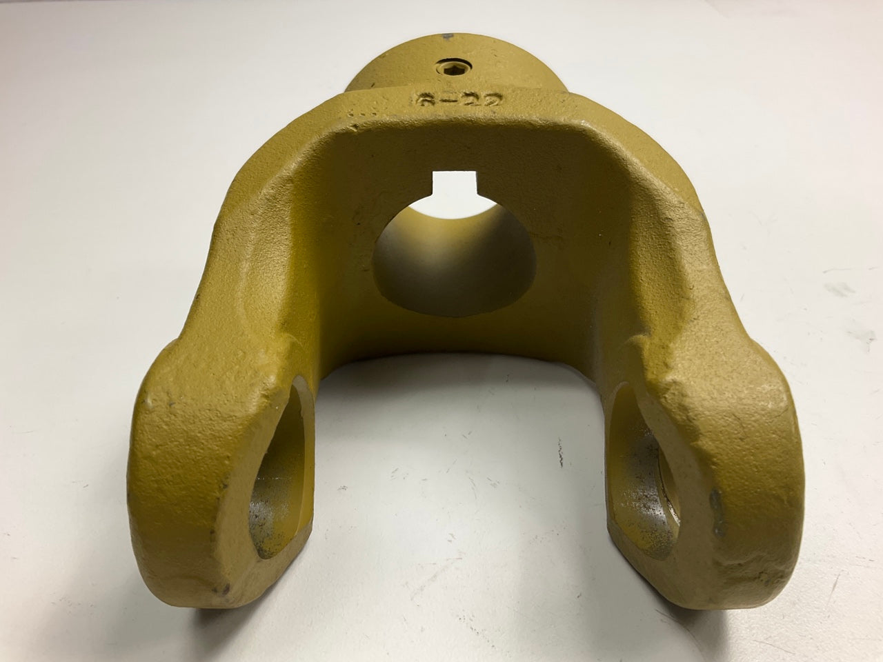 Weasler Eng 800-8624 6 Series Round Bore Implement Yoke, 1-1/2'' Bore W/ Keyway