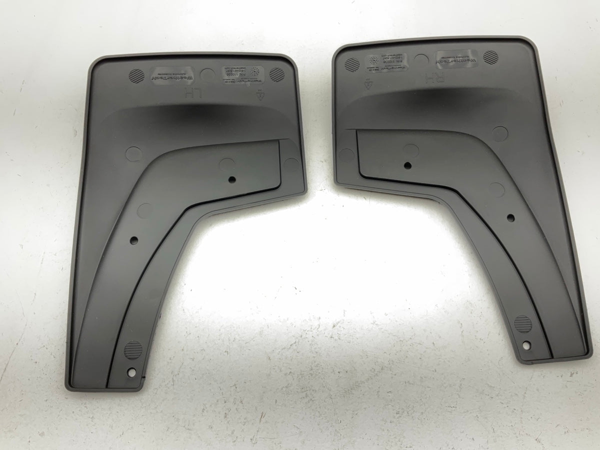 DIRECT FIT - 110036 Front ''No-Drill'' Splash Guards / Mud Flaps