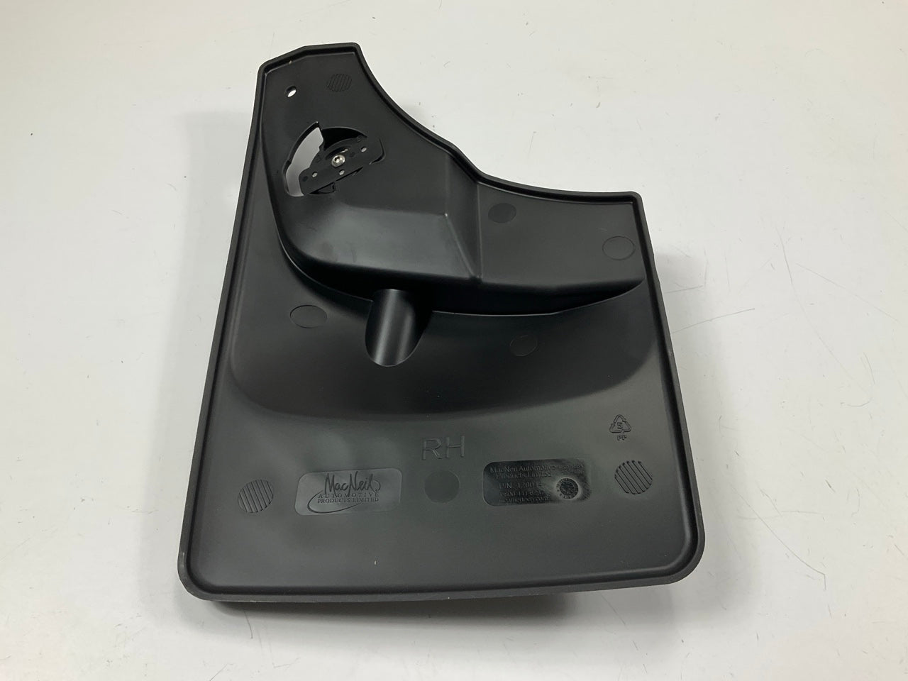SCRATCHED AS SHOWN - 120044 Rear Mudflap 15-18 Ford F-150, 15-18 Ford Lobo