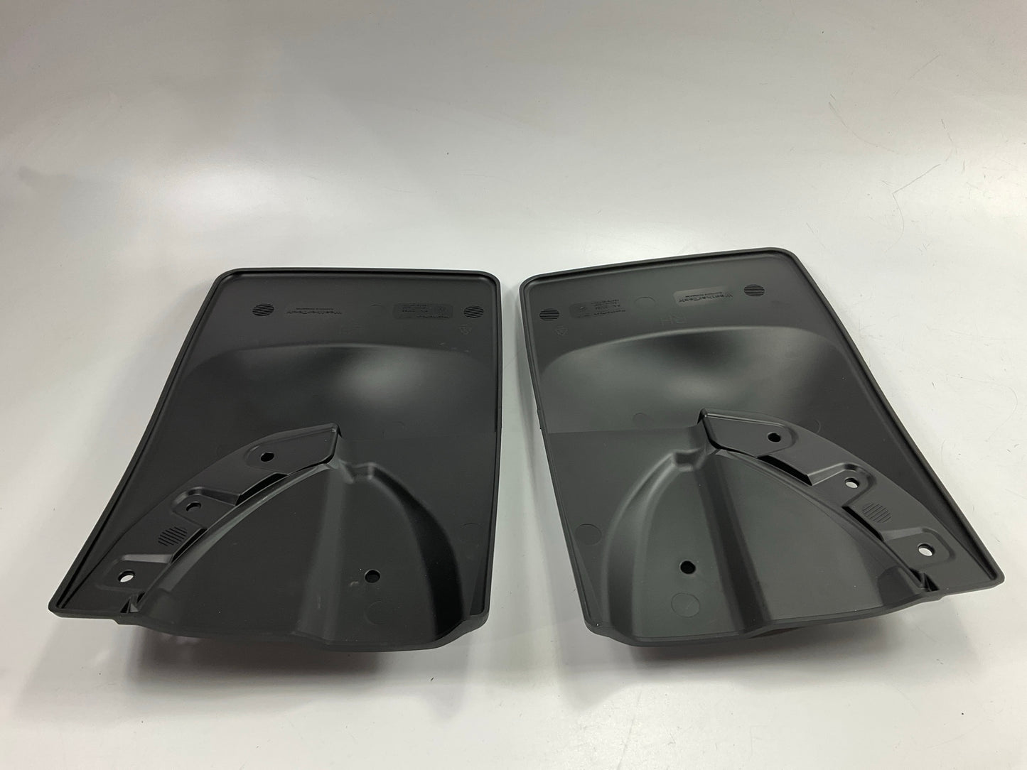 NEW - DIRECT FIT 120055 Rear Splash Guards / Mud Flaps 2016-2023 Toyota Tacoma