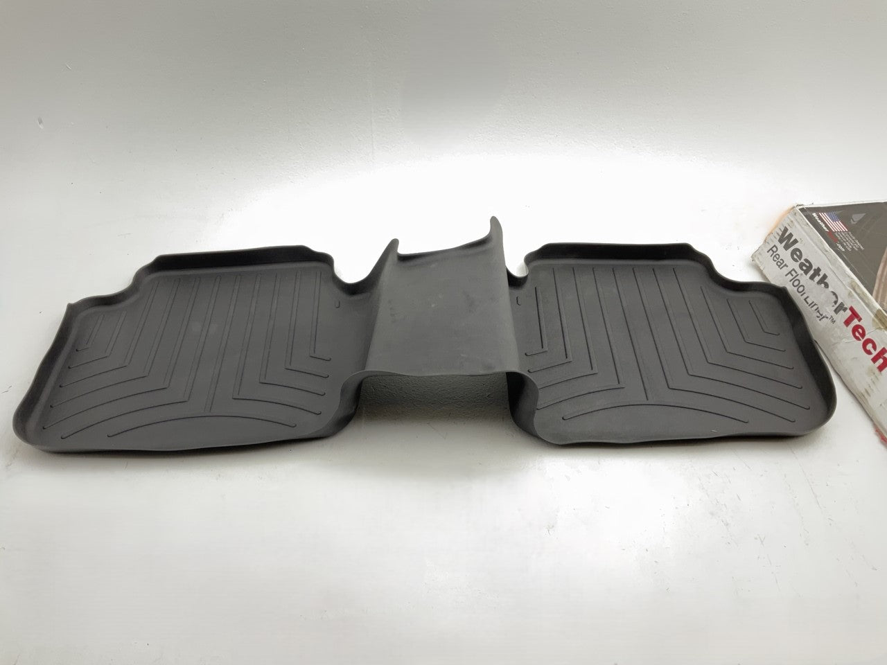 DIRECT FIT 440602 Rear Rubber Floor Liner Mat For 2003-2007 Honda Accord