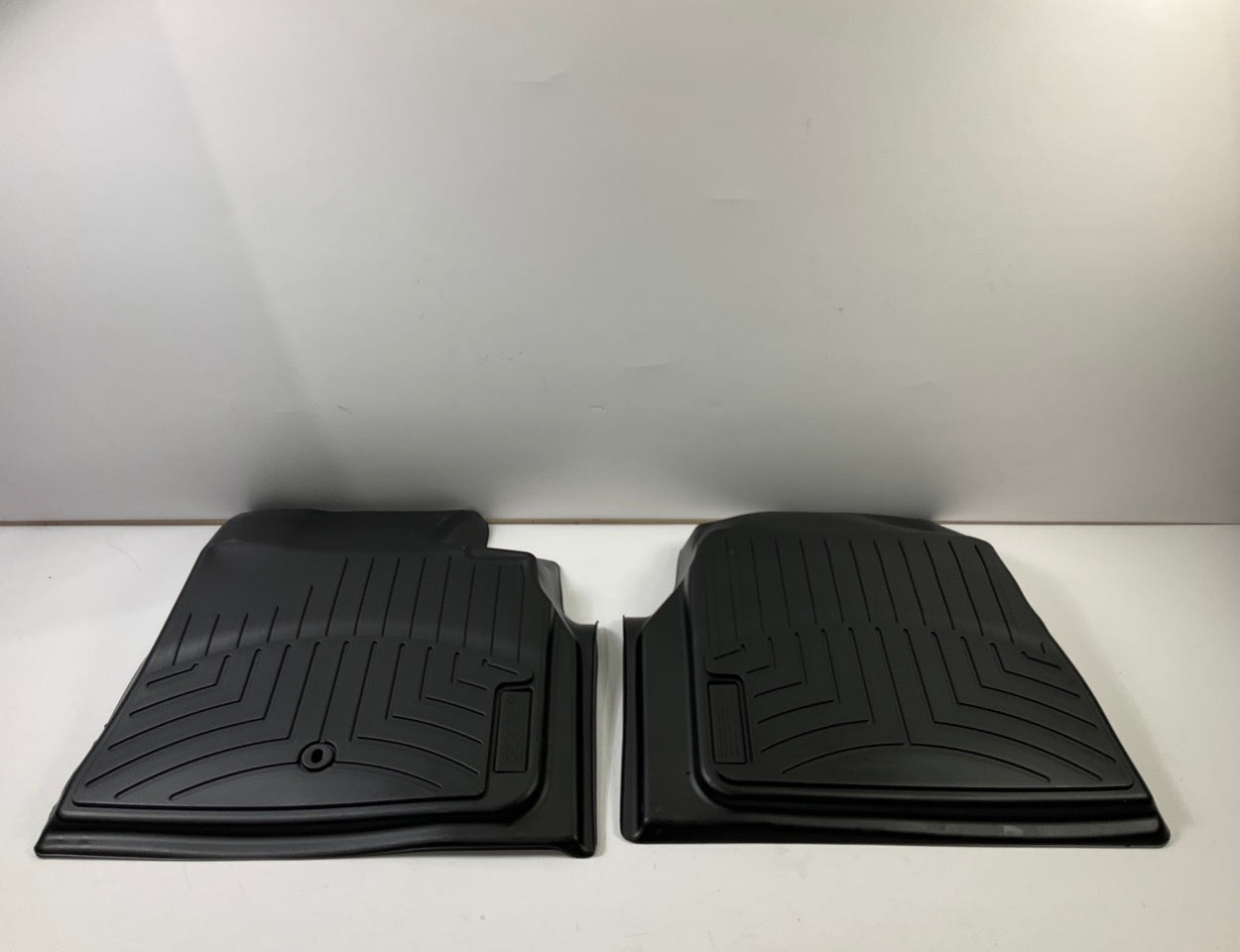 DIRECT FIT - 442511 Front Rubber Floor Liner Mats BLACK For 2007-2017 GMC Acadia