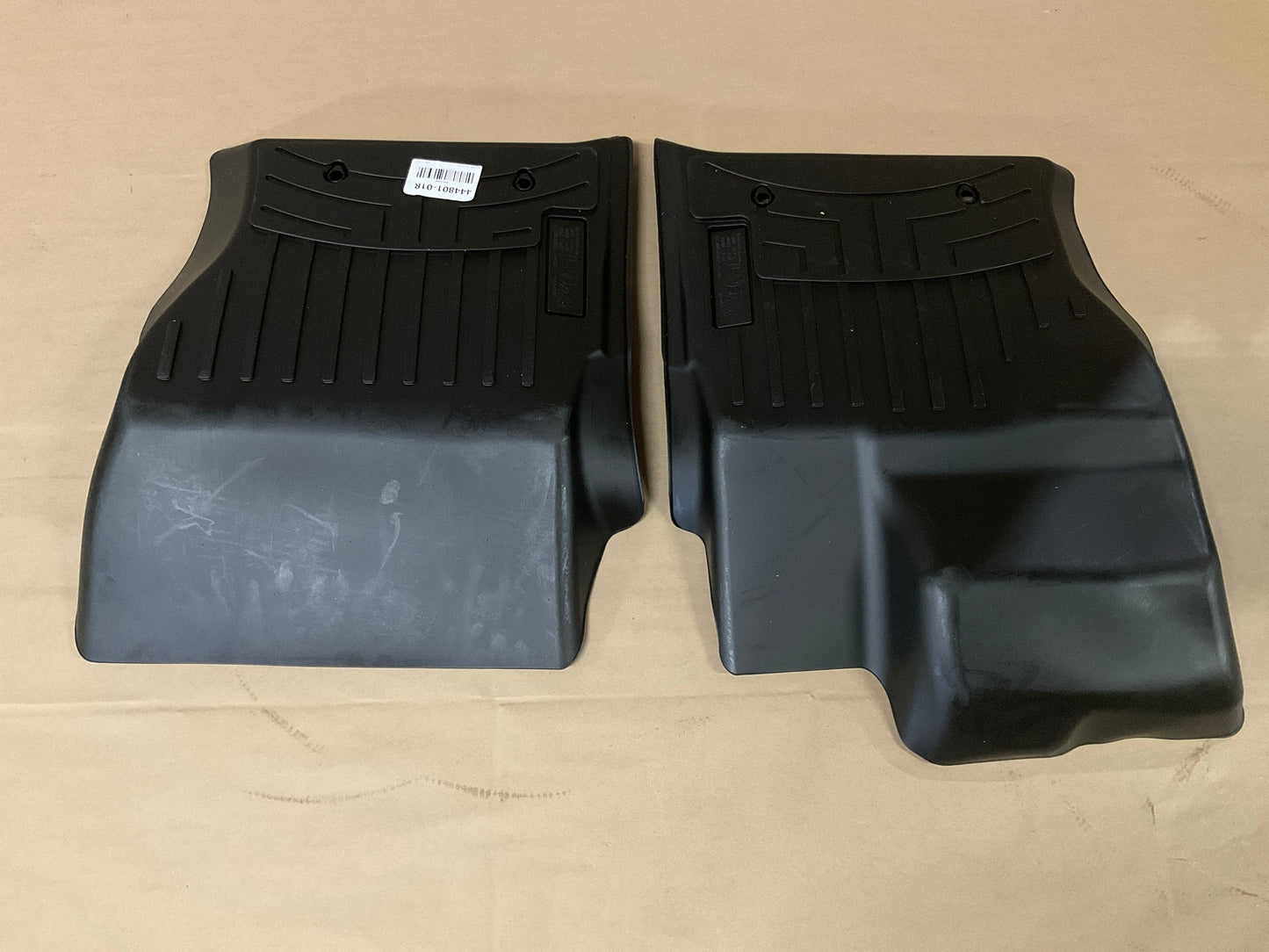DIRECT FIT 444801 Front Rubber Floor Liner Mats For 2017-25 Land Rover Discovery