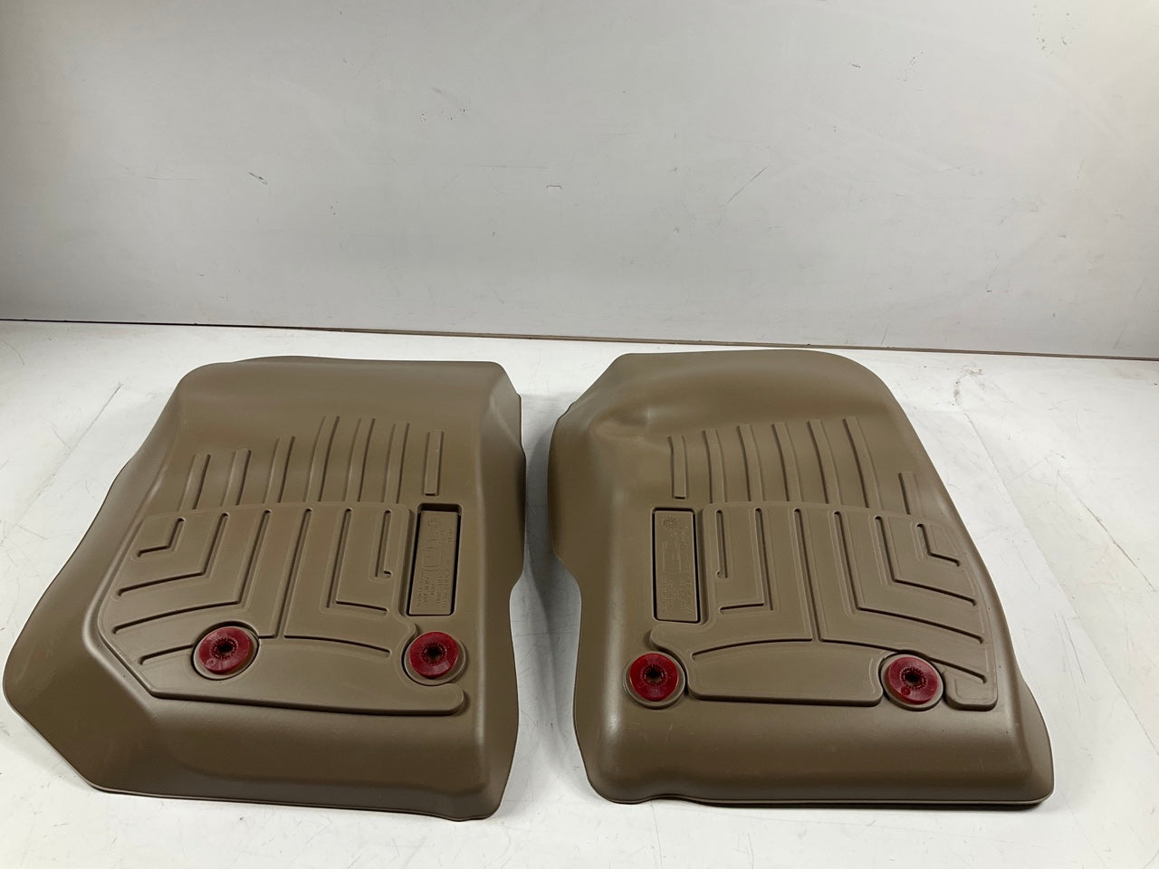 DIRECT FIT - 455731 Tan Front Rubber Floor Liner Mats For 2014-2018 Wrangler