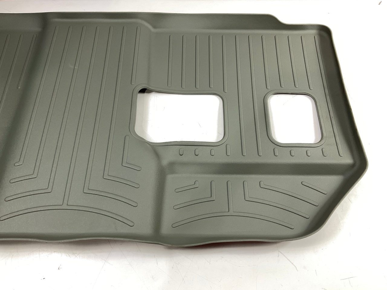 460668 3rd Row Floor Liner Mat For 07-13 GM SUV W/ REAR Row Bench