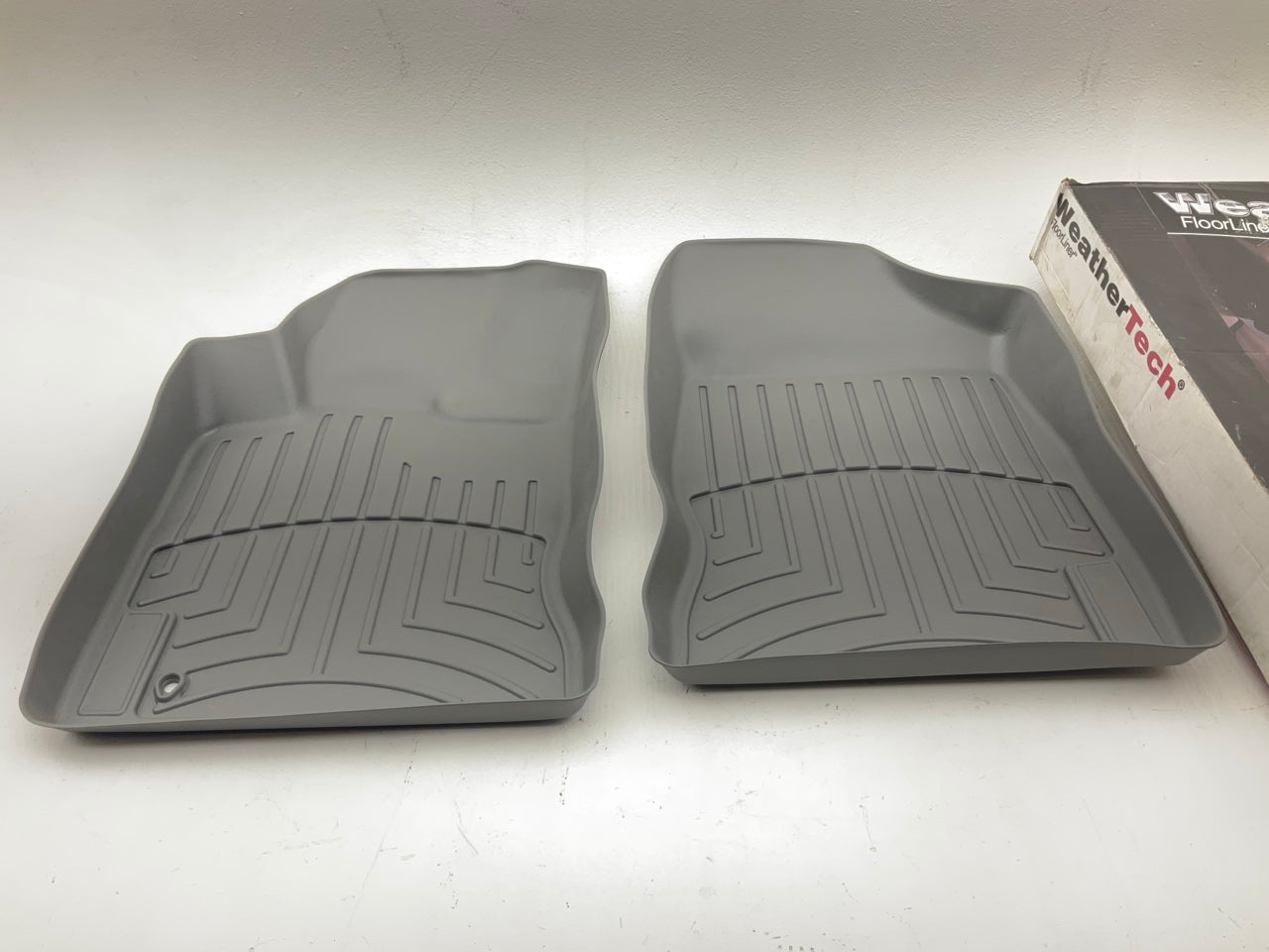 DIRECT FIT 461931 Front Rubber Floor Liner Mats, Gray For 2001-2010 PT Cruiser