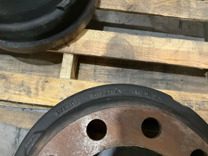 Webb 65710B 16.5'' X 5'' Outboard Mount Balanced Brake Drum 11.25'' Diameter