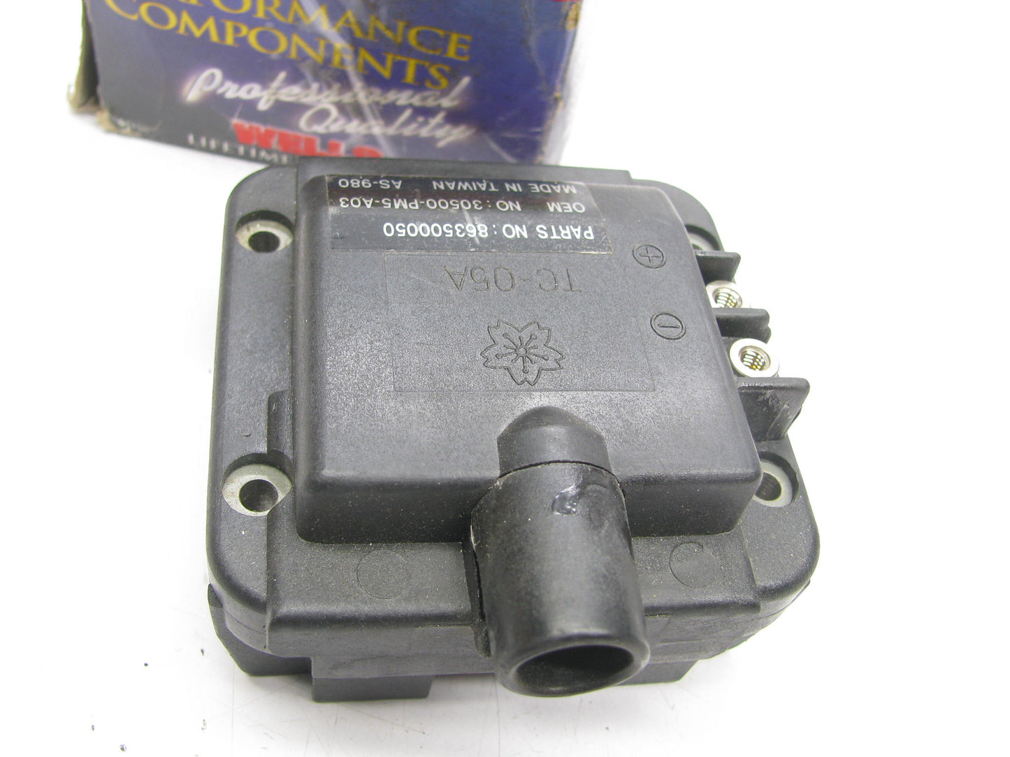 Wells C869 Ignition Coil For 1988-1989 Honda Civic, VRX 1988-89 Acura Integra