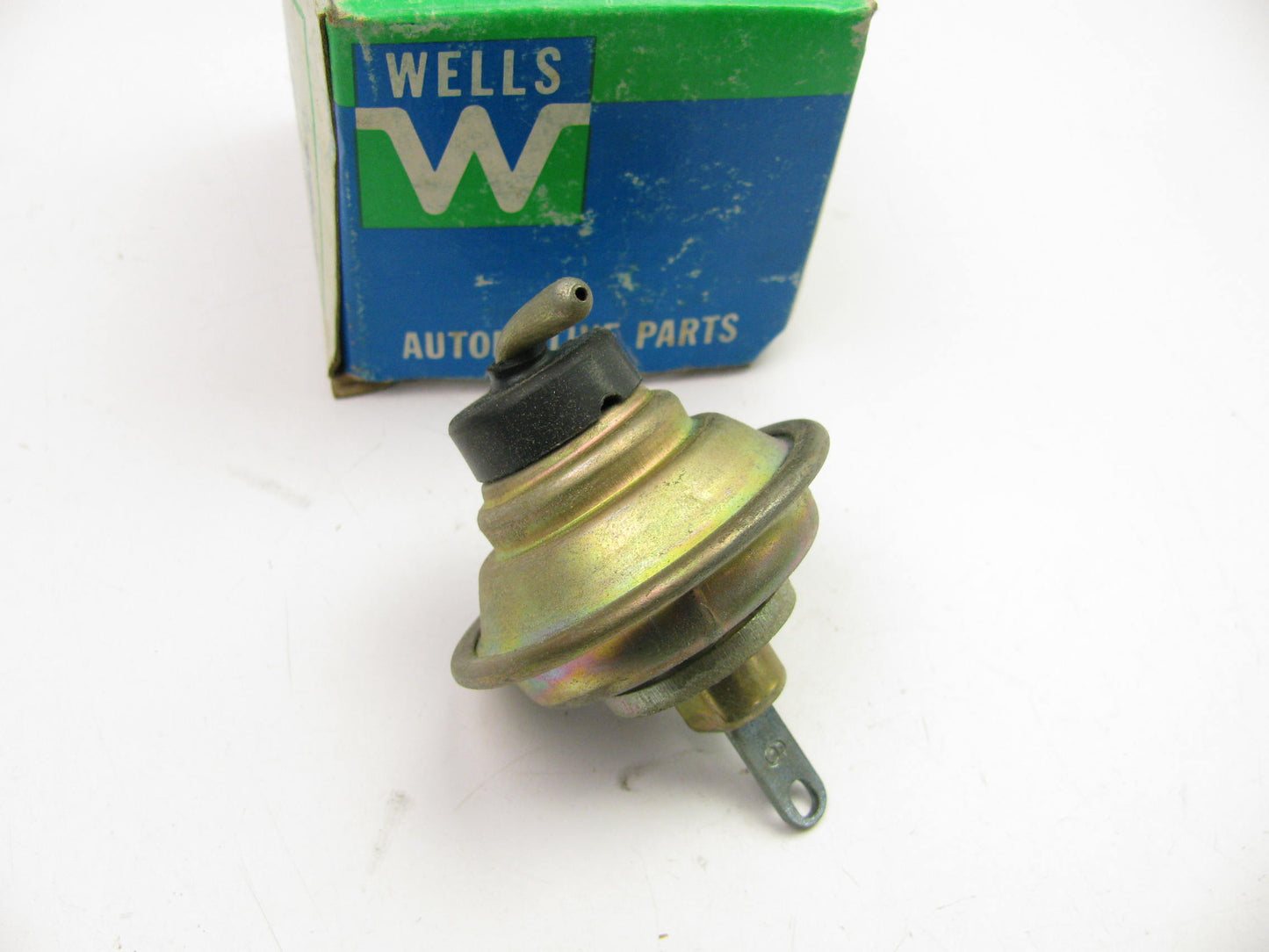 Wells CP104 Carburetor Choke Pull-Off