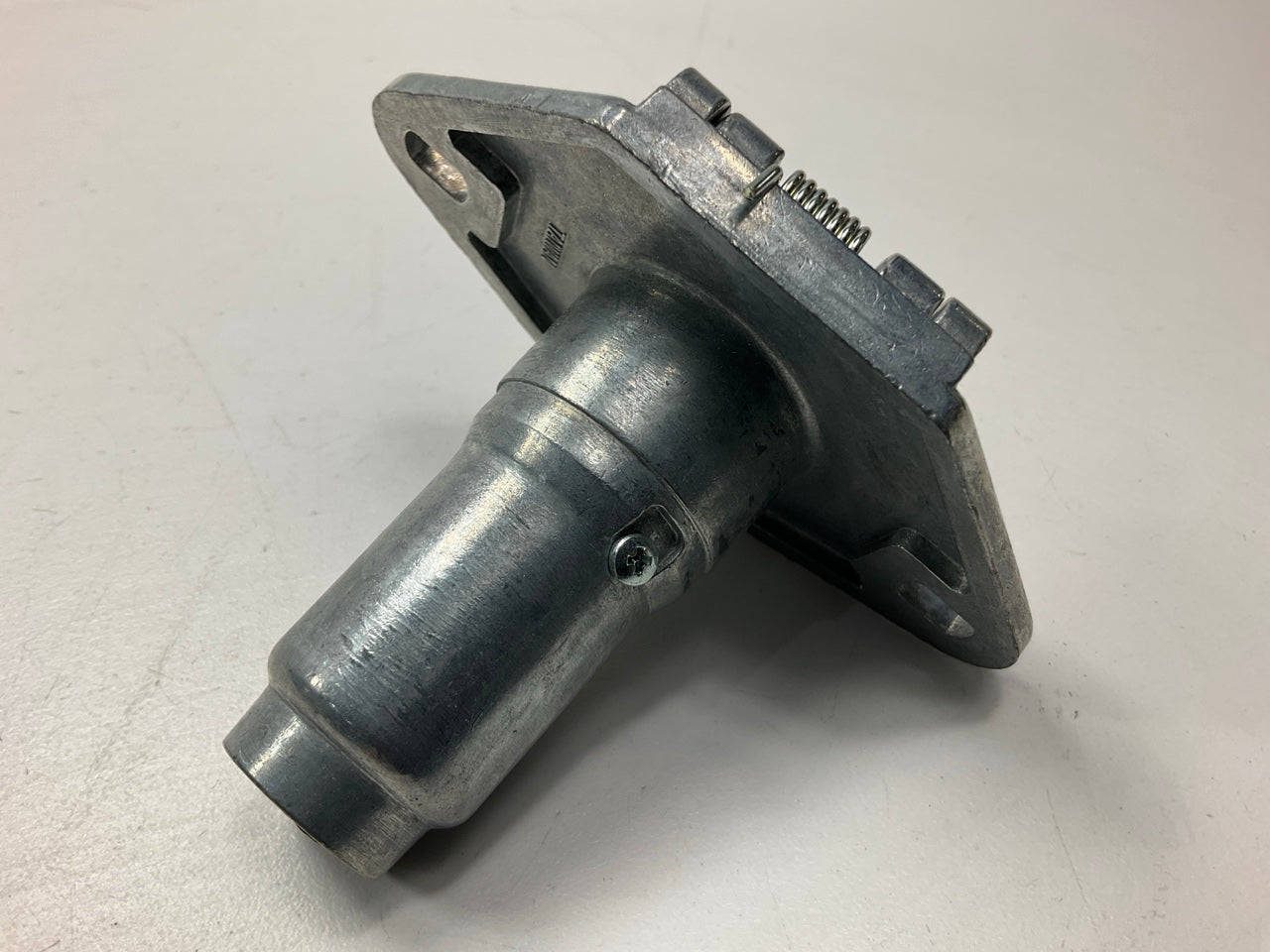 Wells TC125 6-way 6-pin Round Trailer Connector