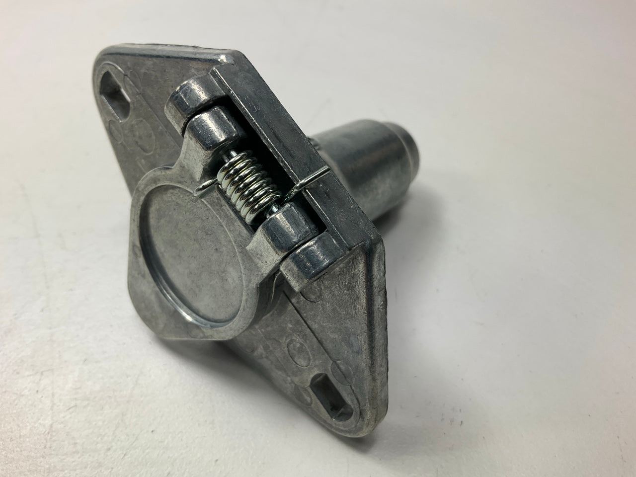 Wells TC125 6-way 6-pin Round Trailer Connector