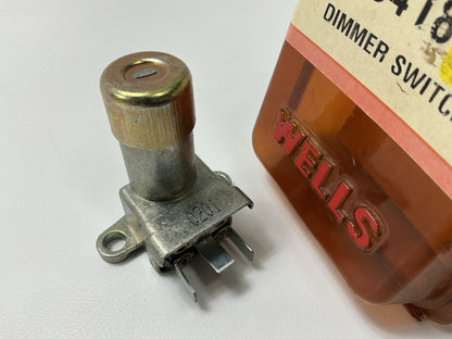 Wells UDS418 Dimmer Switch