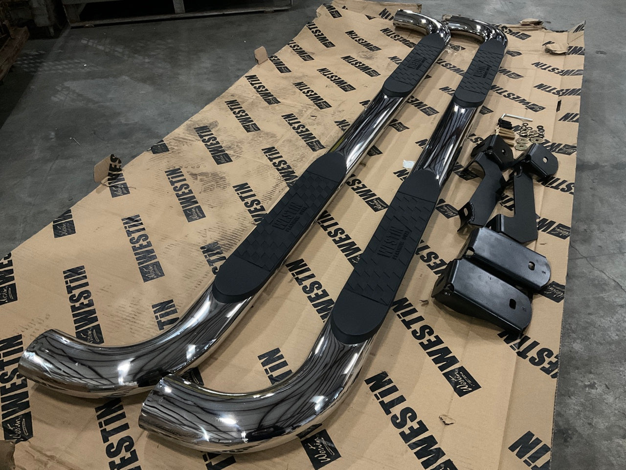 MISSING HARDWARE Westin 21-3820 Polished Stainless Steel 4'' Oval Nerf Step Bars