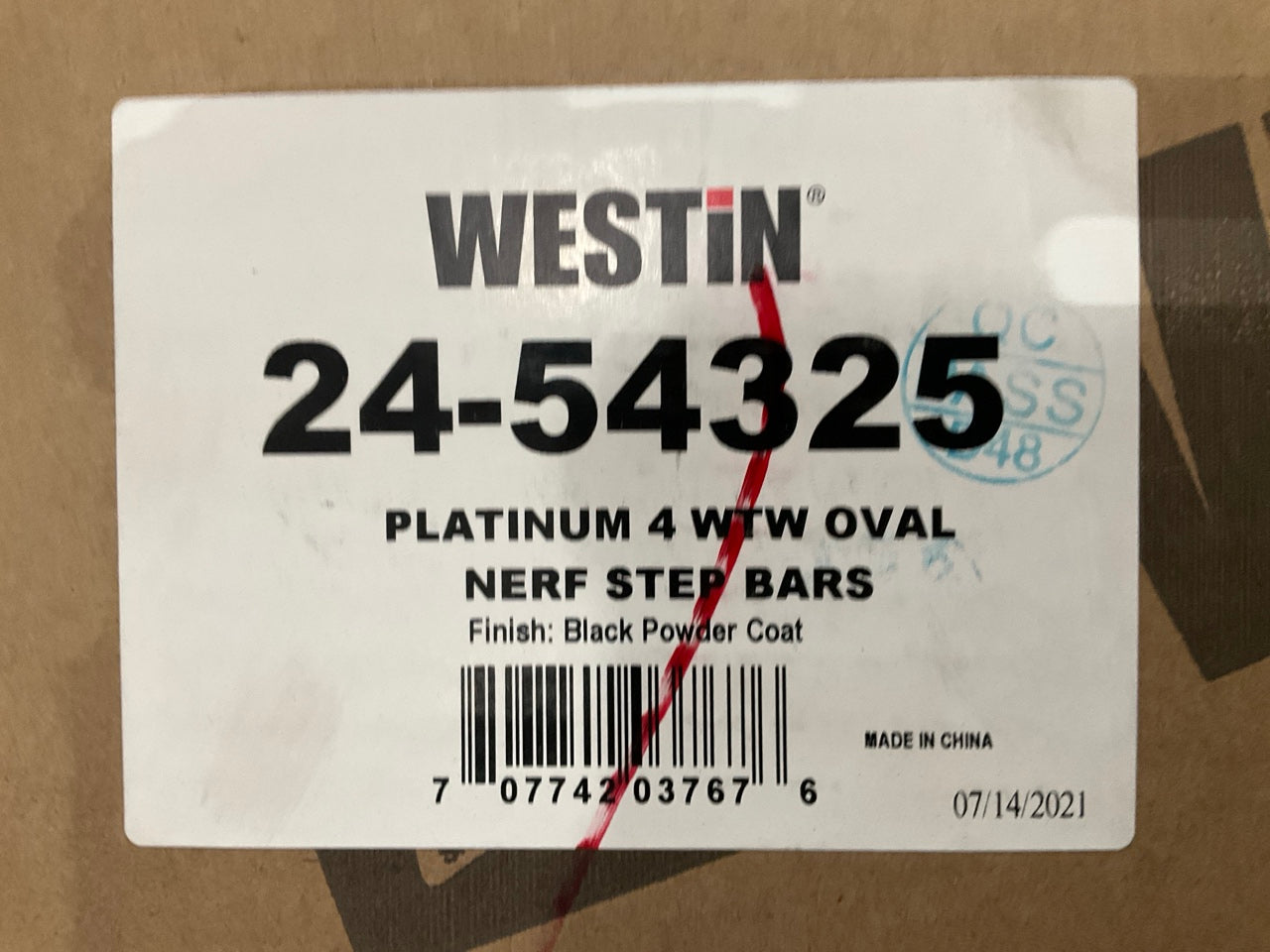 Westin 24-54325 Platinum 4 Inch Oval Wheel-to-Wheel Step Bars, Black