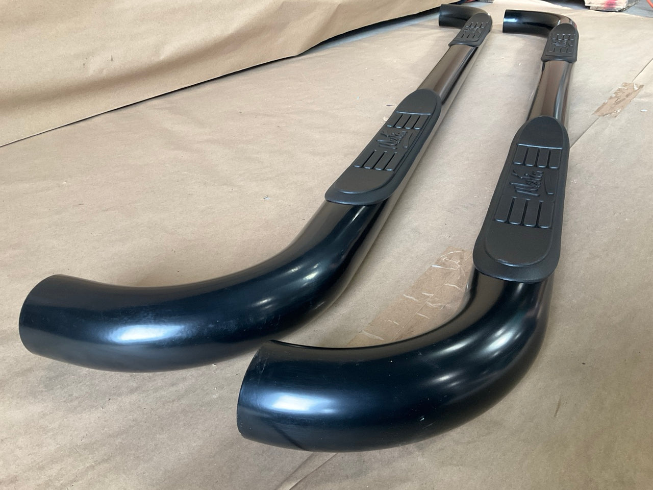 Westin 25-1255 Signature 3'' Round Cab Length Dual Step Nerf Bars, Black