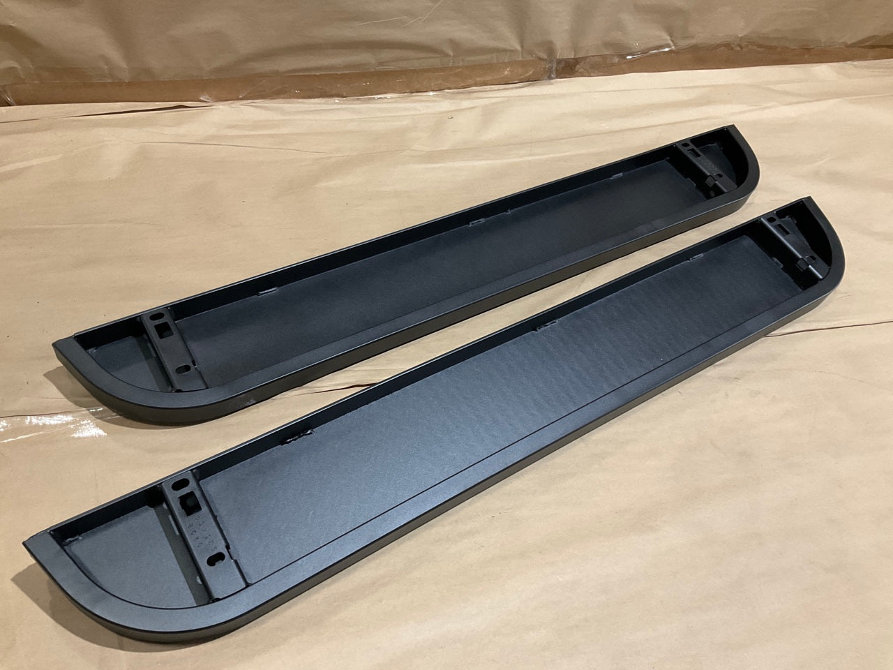 Westin 57-53545 HDX Running Board W/ Mount Kit For 2009-18 Ram Regular Cab