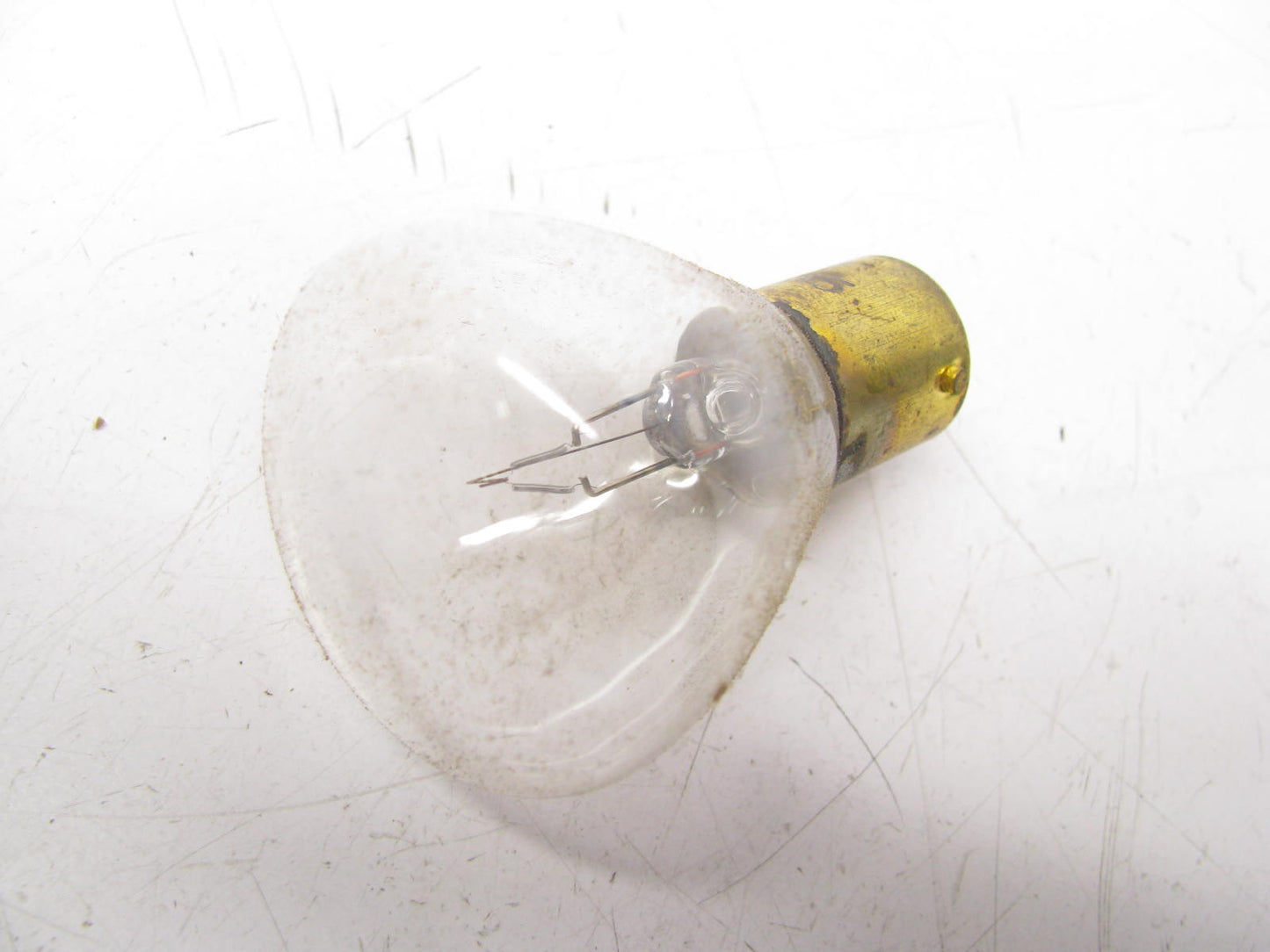 (x10) Vintage NOS #1145  Westinghouse CP27 18-24 Volt Headlight Spot Light Bulb