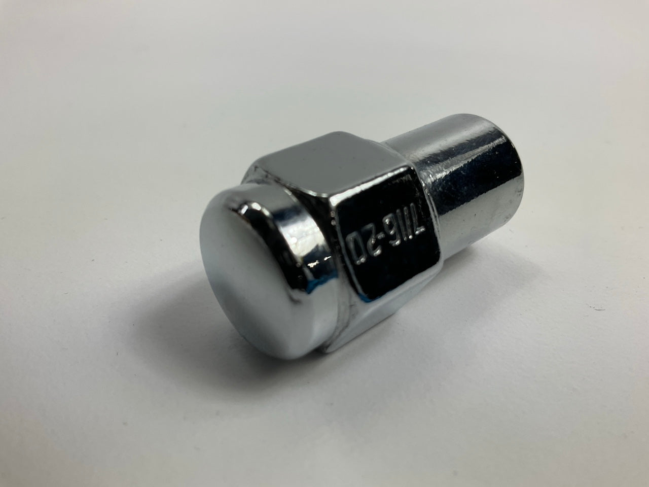 (20) White Knight 117404 Wheel Lug Nuts - 7/16'' RH, 13/16'' Hex, Standard Mag