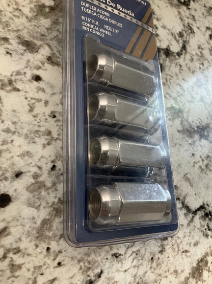White Knight 130104 Wheel Lug Nuts Duplex Acorn 9/16'' R.H., Hex: 7/8'' 4 PC