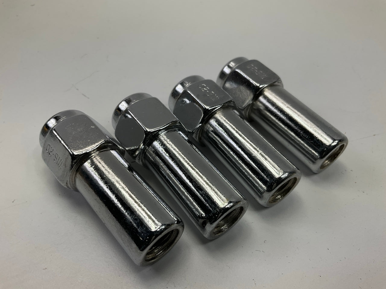 (20) White Knight 188524 Wheel Lug Nuts - 7/16'' RH RIN Cragar SST Mag 13/16'' Hex