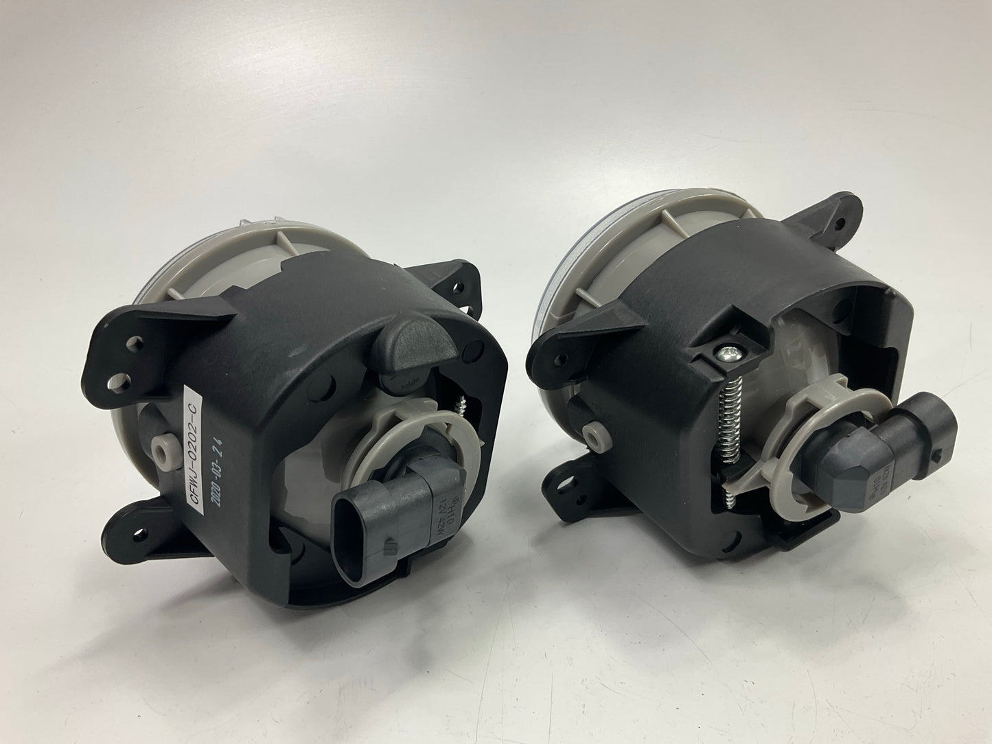 Winjet CFWJ-0202-C Fog Light Lamps PAIR