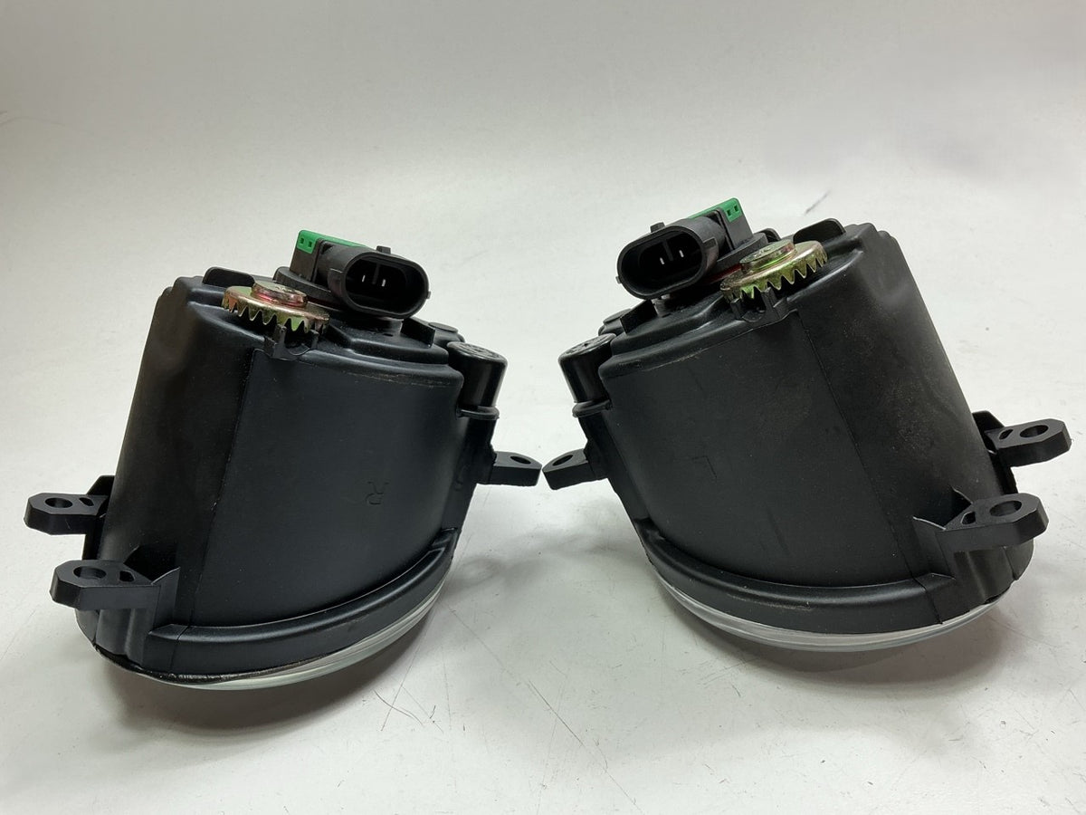 Winjet CFWJ-0266-C Fog Light Lamp Set Kit For 2012-2014 Toyota Camry
