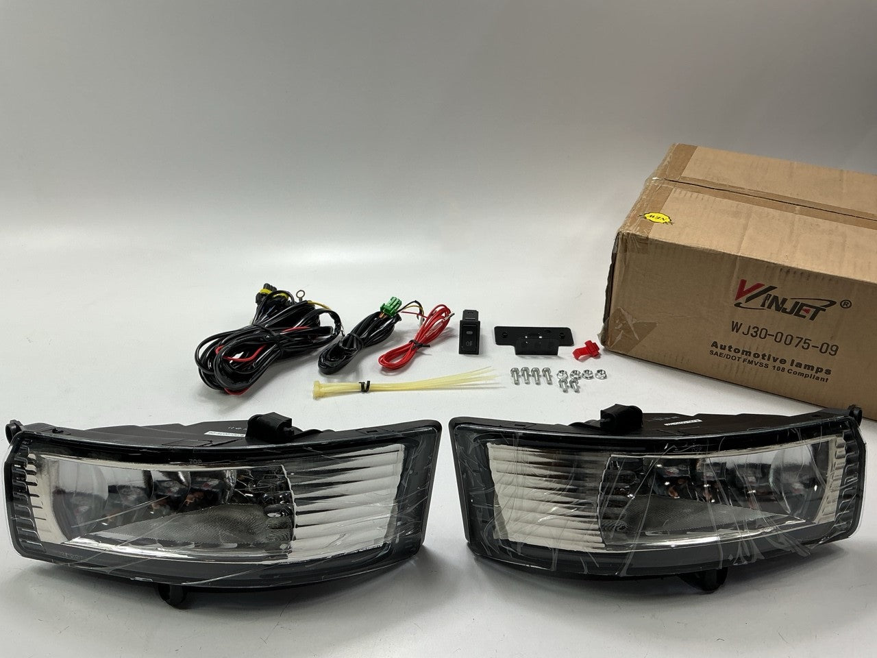 Winjet WJ30-0075-09 Fog Light Lamp Kit W/ Switch & Wiring 2005-2006 Toyota Camry