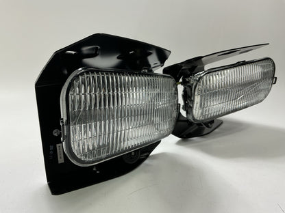 Winjet WJ30-0181-09 Pair Fog Lights Bumper Lamps Clear Lens 1999-04  Ford F-150