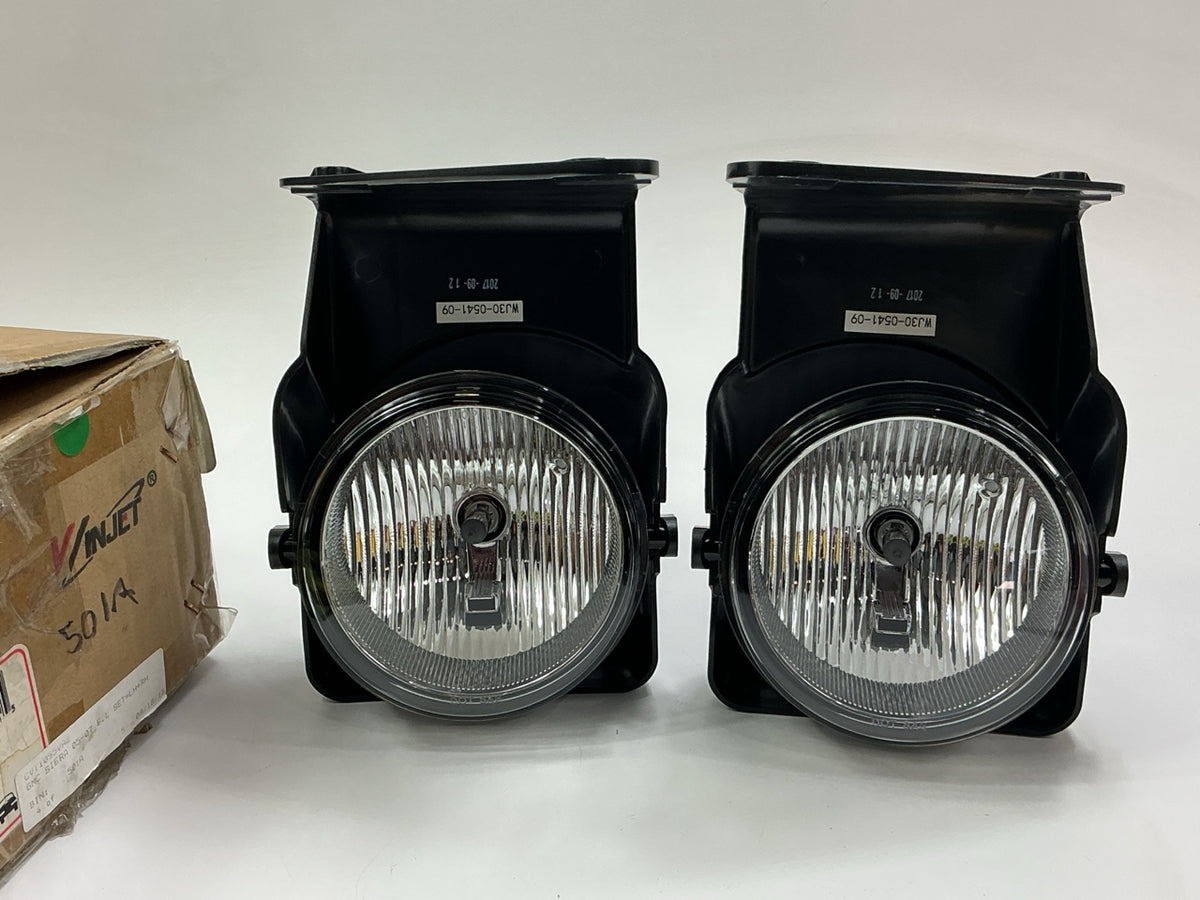 Winjet WJ30-0541-09 Fog Light Lamps For 2005-2007 GMC Sierra 1500, 2500, 3500
